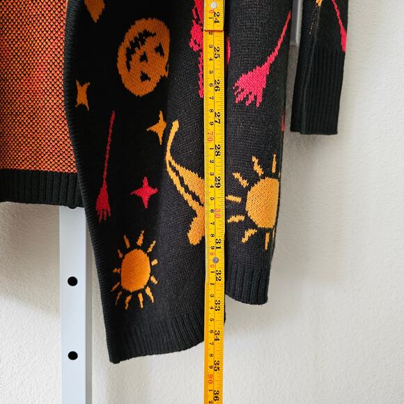 DISNEY Her Universe Hocus Pocus Dani Hooded Flyaway Halloween Cardigan Sz S/M - Picture 14 of 16